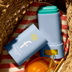 sunscreen stick SPF50 compact pour le visage